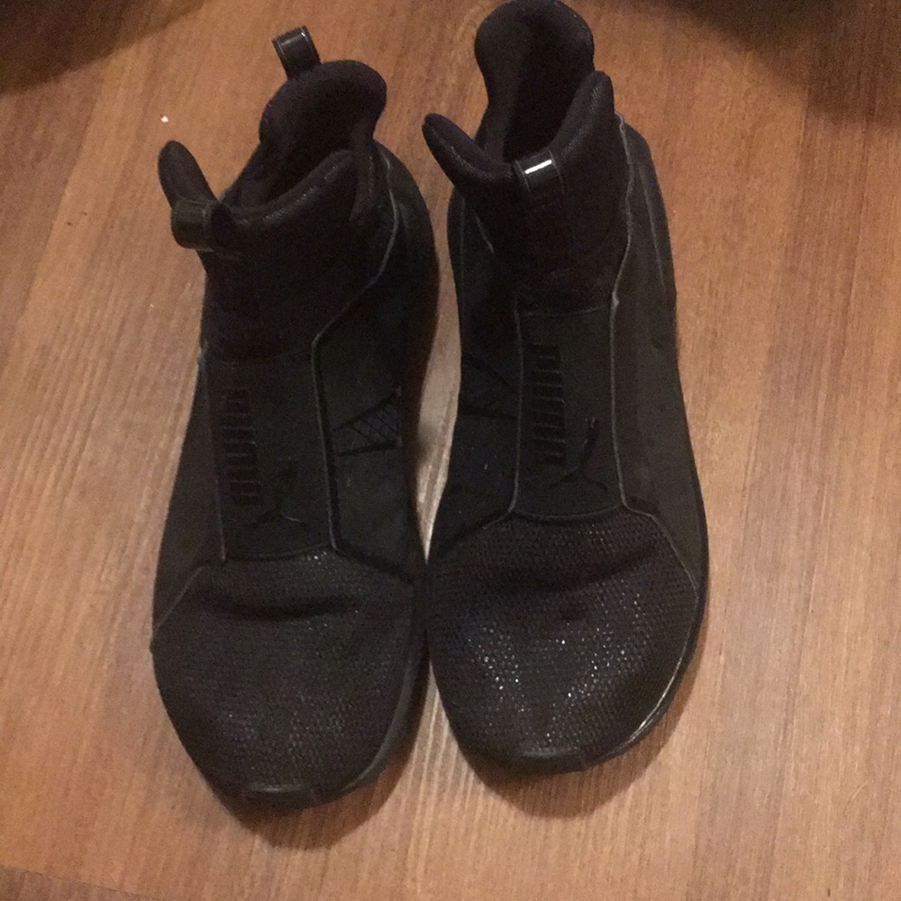 Gently sneakers
